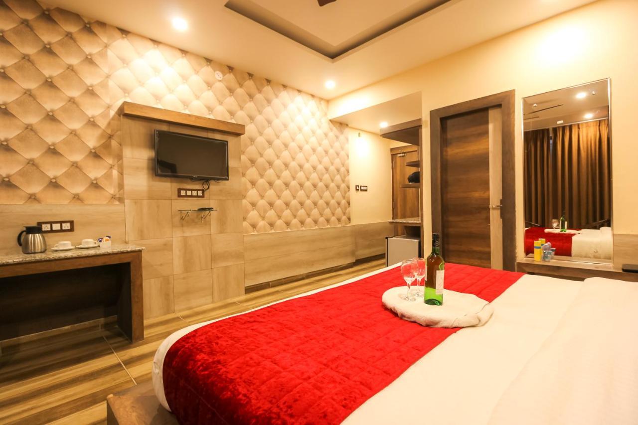 Hotel King Castle Dharamshala Ngoại thất bức ảnh