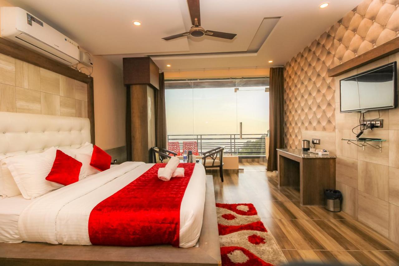 Hotel King Castle Dharamshala Ngoại thất bức ảnh