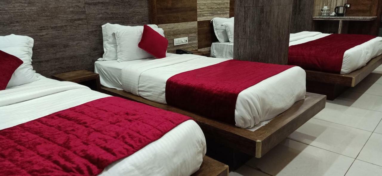 Hotel King Castle Dharamshala Ngoại thất bức ảnh